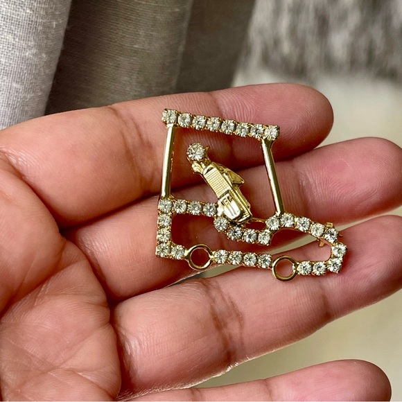Vintage | Golf Cart with Clear Rhinestones Small Gold Tone Brooch Pin - Picture 2 of 14